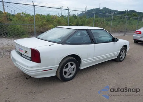 1997 Oldsmobile Cutlass Supreme Series I из США, поврежденный, VIN 1G3WH12M4VF308298